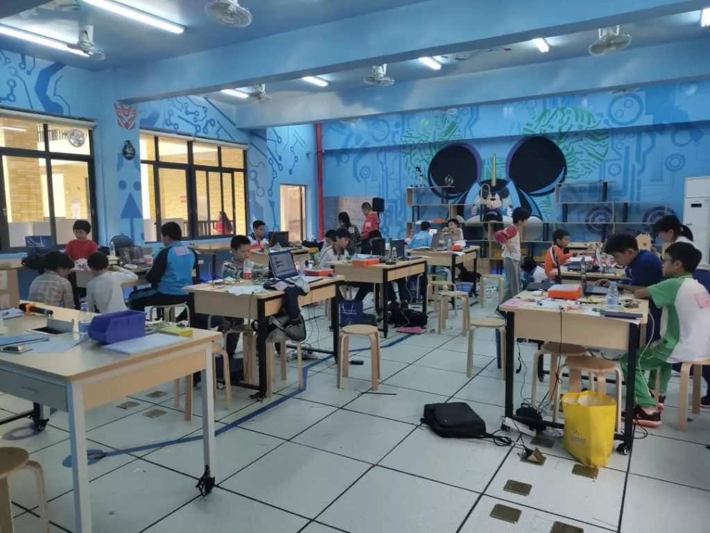 小學(xué)組競賽現(xiàn)場