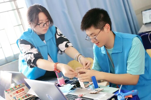 選手們互相協作