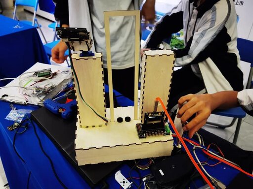 添加上實現的功能程序