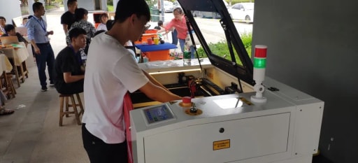 火熱持續(xù),雷宇攜創(chuàng)趣天地、蘑菇云創(chuàng)客點燃雙城造物激情!