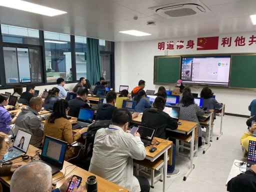 中央電化教育館2023年第一期創(chuàng)客教育專題培訓(xùn)班完美落幕