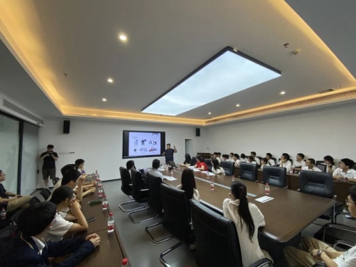 探索雷宇集團，開啟科創之旅