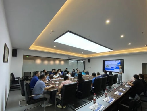 熱烈歡迎廣東省中職學校教師一行來我司參觀交流