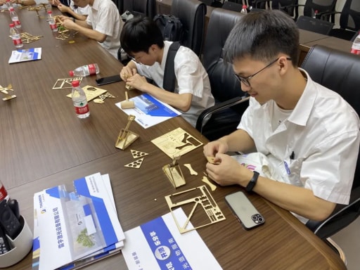 探索雷宇集團，開啟科創之旅