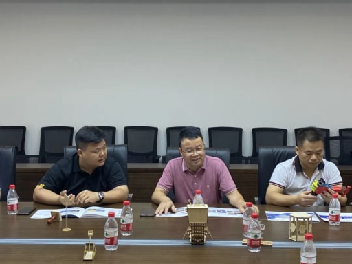 熱烈歡迎廣州市從化區(qū)“基于激光切割的創(chuàng)意智造項目”教師一行蒞臨我司開展研修活動！