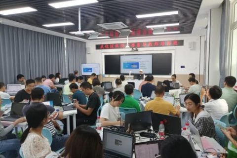 雷宇助力廣州市從化區科技競賽指導教師培育活動——激光造物課堂圓滿完成!