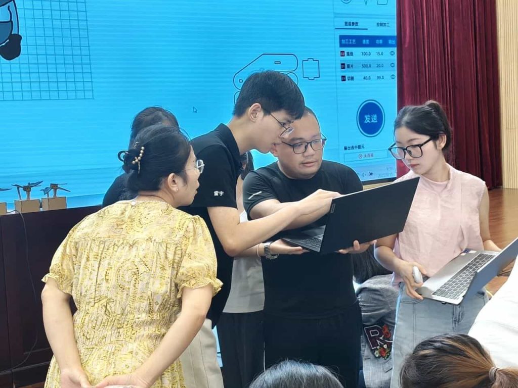 雷宇教育賦能中央電化教育館科創教育工作坊培訓, 激活科創教育新勢能